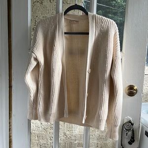Tradlands Shelter Cardigan in cream